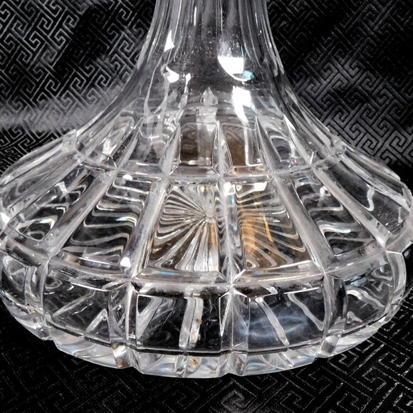 Towle Riviera Cut Crystal Ships Decanter # 25113 - Picture 2 of 5